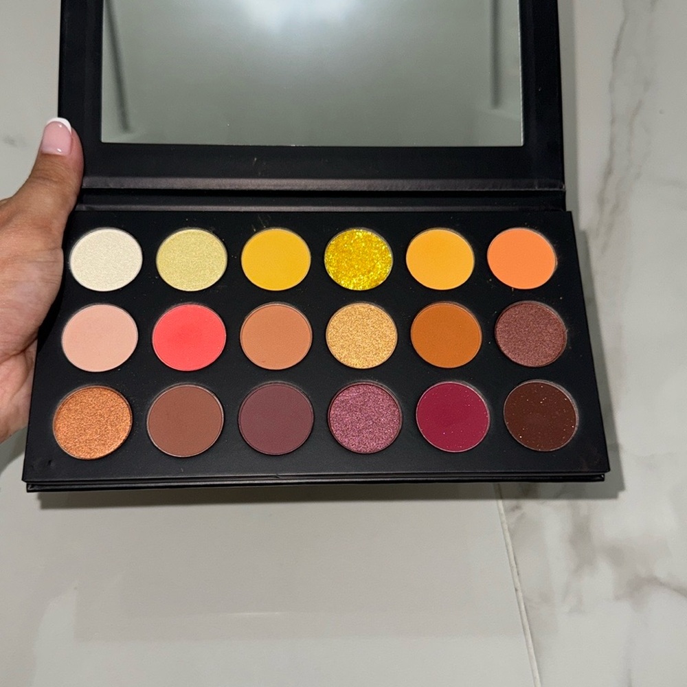 Morphe Elegant Black Palette